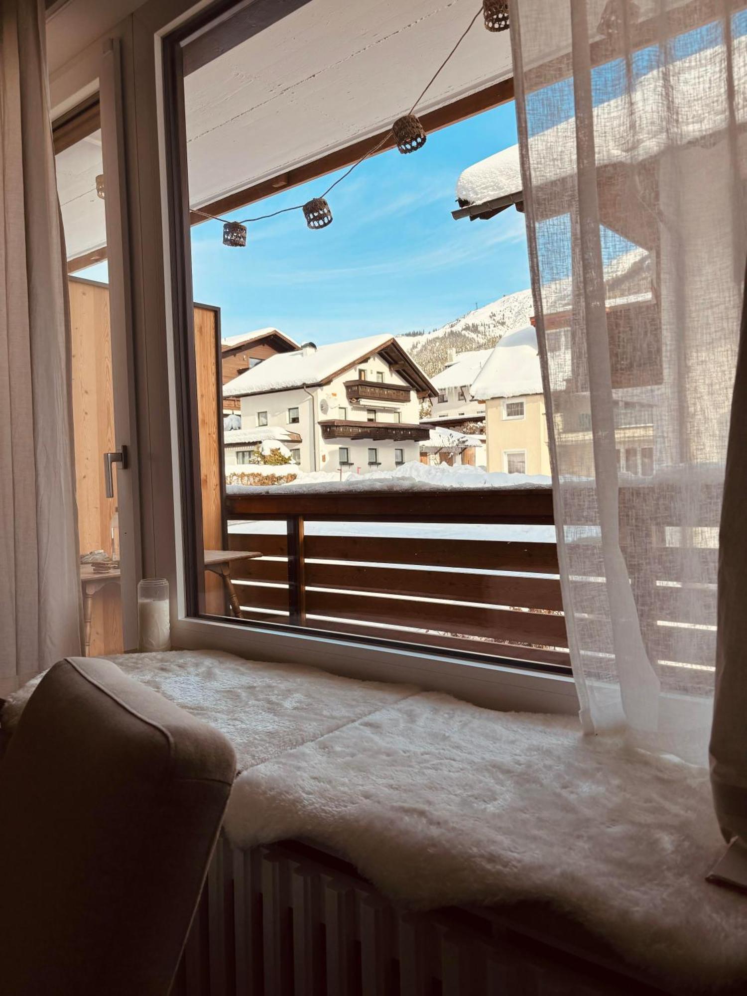 Haus Bergkristall - Apartment Schneider เซเฟลด์ อิน ทิโรล ภายนอก รูปภาพ